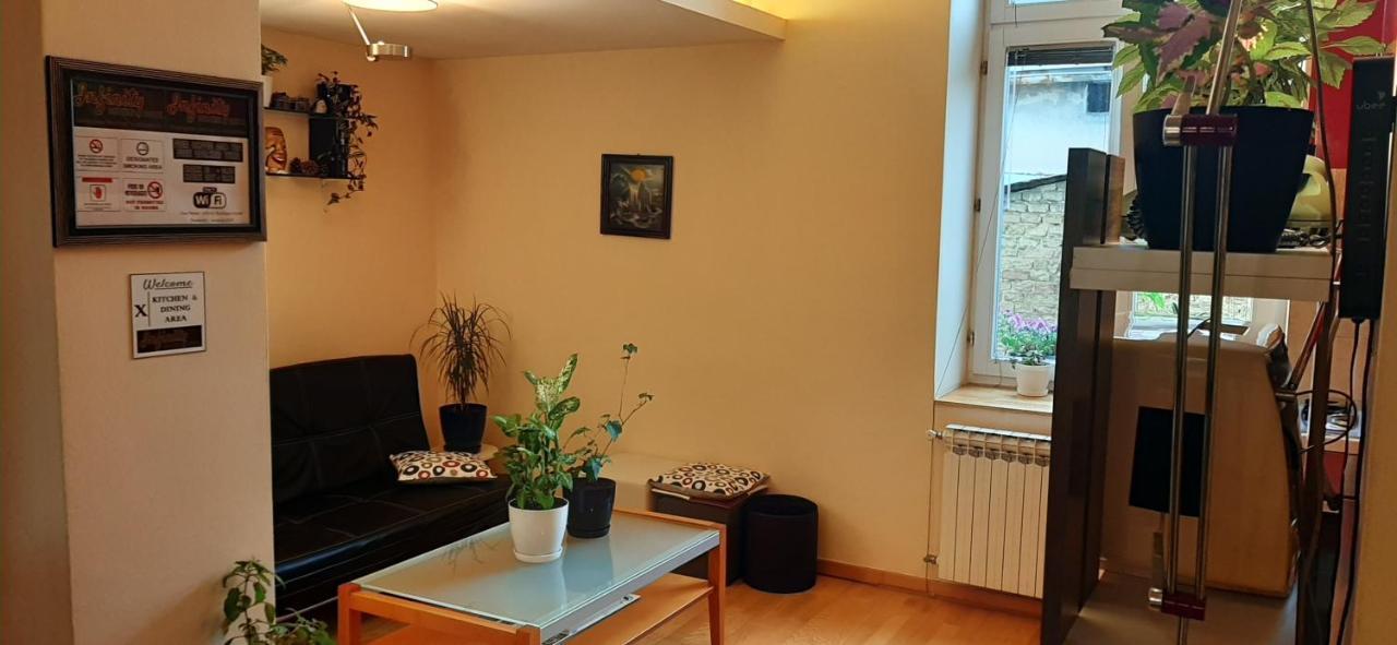 Infinity Boutique Hostel (Adults Only) ซาราเยโว ภายนอก รูปภาพ