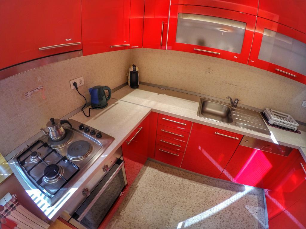 Infinity Boutique Hostel (Adults Only) ซาราเยโว ภายนอก รูปภาพ