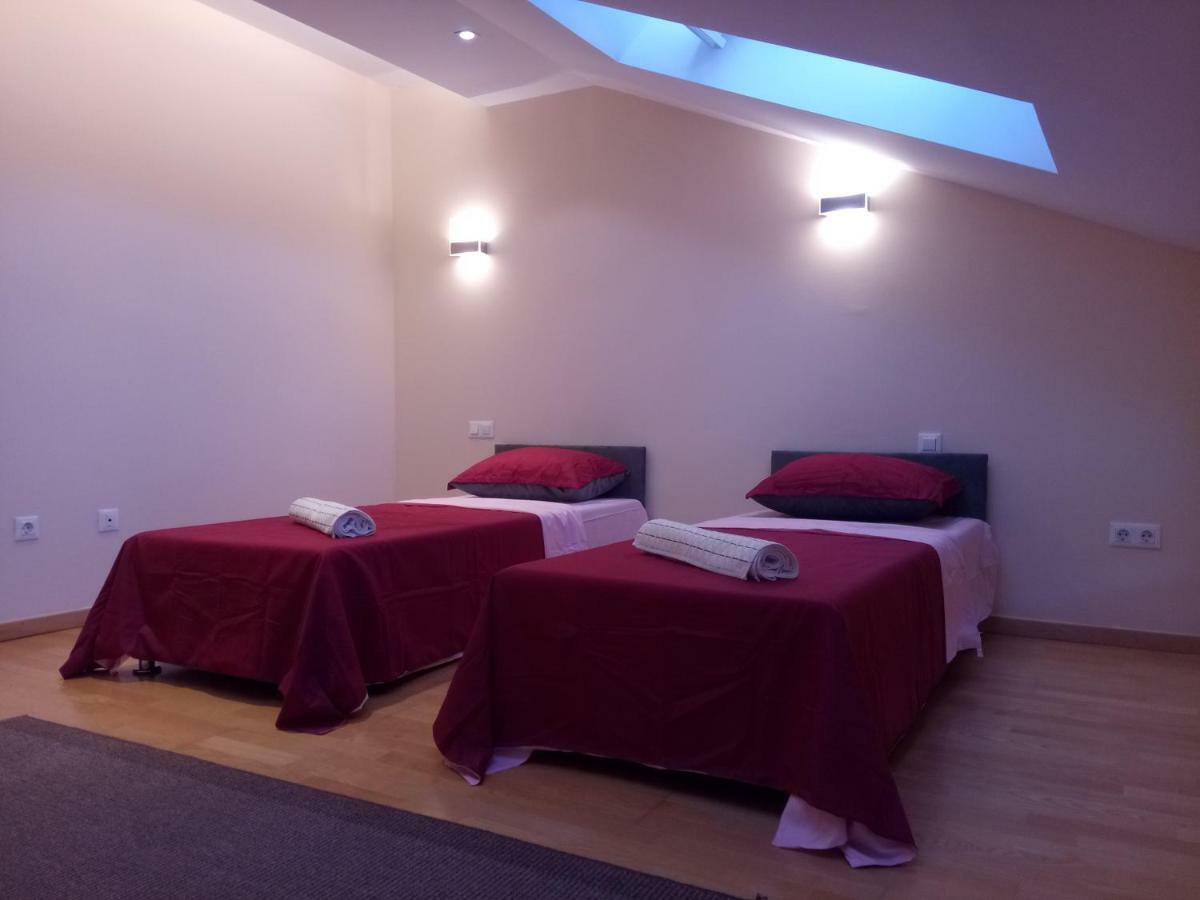 Infinity Boutique Hostel (Adults Only) ซาราเยโว ภายนอก รูปภาพ